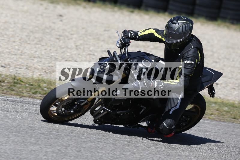 /07 09.04.2026 Cornu Master School ADR/Gruppe blau/8